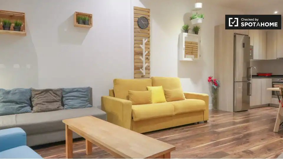 Wohnzimmer von Wohnung zur Miete in Madrid mit Klimaanlage, Heizung und Möbliert