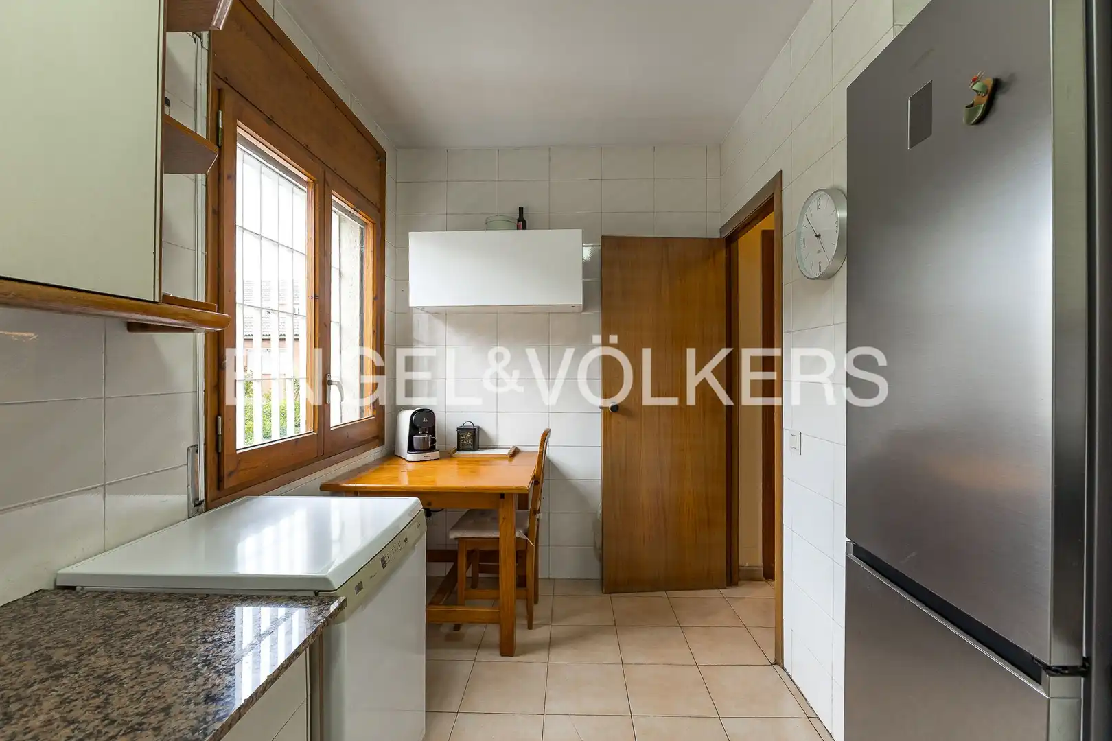 Kitchen of Houses for sale in Sant Cugat del Vallès  with Air Conditioner, Heating and Private garden