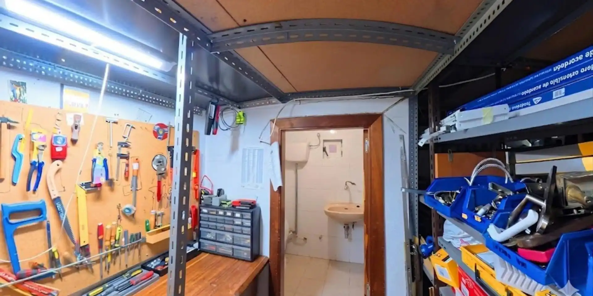 Local en venta en Chiva con Amueblado