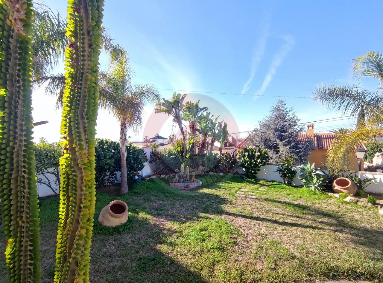 Jardín de Casa o chalet en venta en Vélez-Málaga con Aire acondicionado, Jardín privado y Terraza