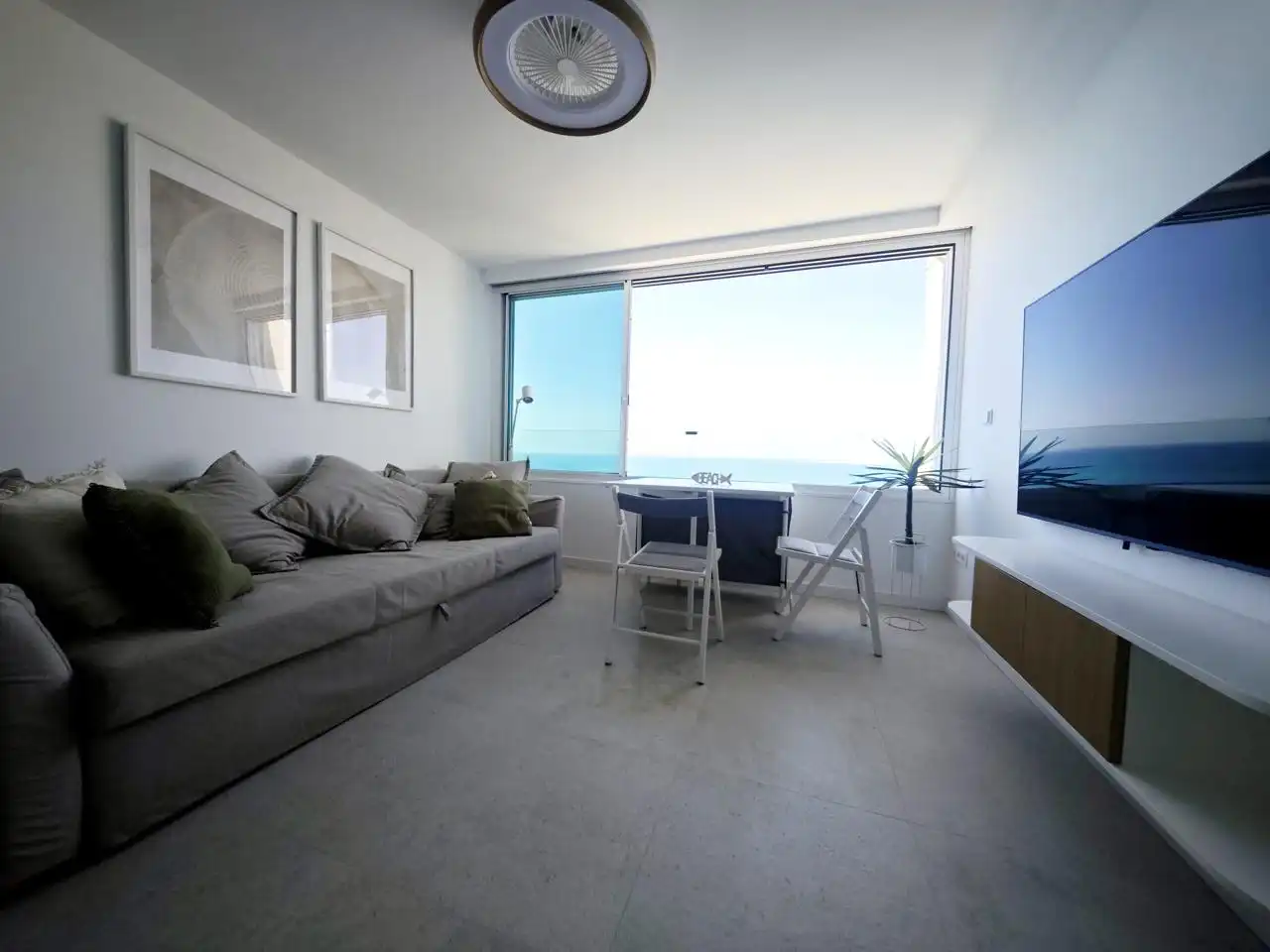 Living room of Flat for rent in San Bartolomé de Tirajana  with Furnished, Internet and Community pool