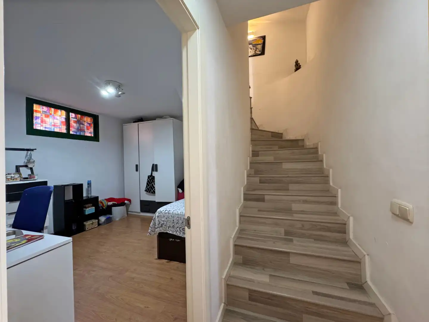 Casa adosada en venda en Alhaurín de la Torre amb Aire condicionat, Jardí privat i Parquet