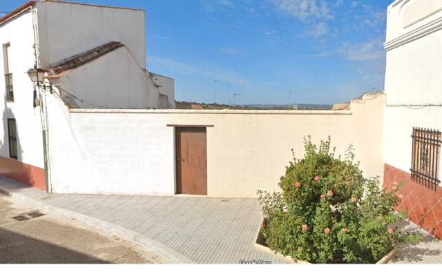 Terreno residencial en Venta en Plaza Iglesia, 14 en Azuaga
