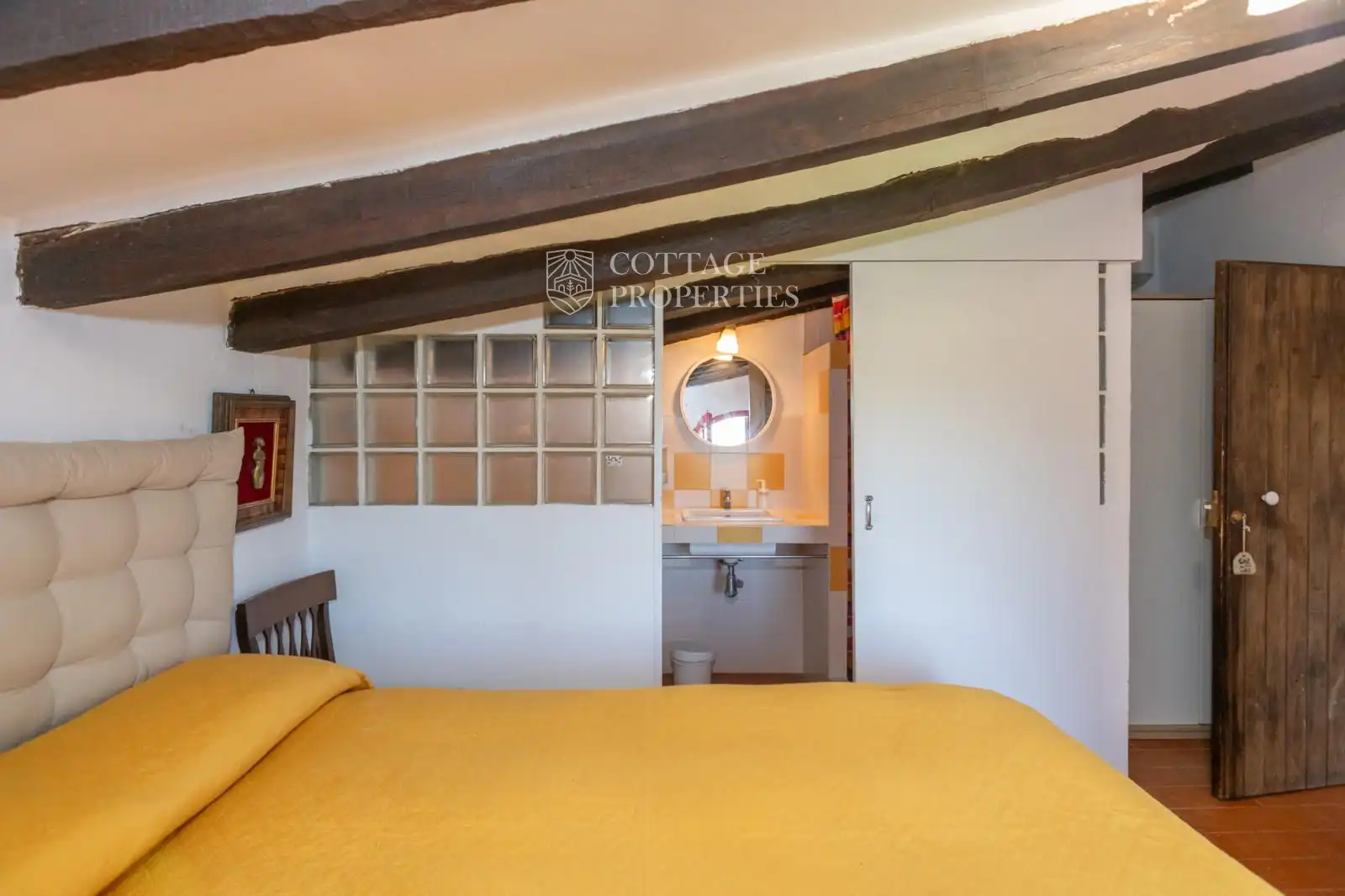 Habitación de Finca rústica en venta en Maià de Montcal con Calefacción y Piscina