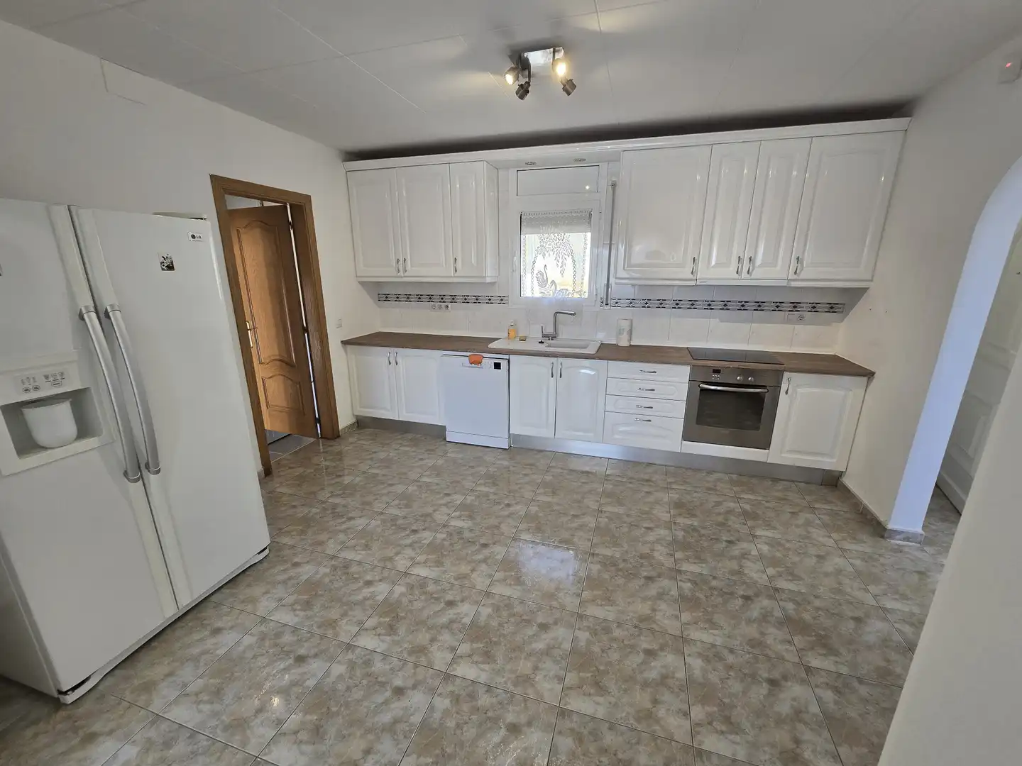 Kitchen of Houses for sale in Pau  with Air Conditioner, Heating and Private garden