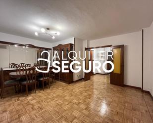 Living room of Flat to rent in  Madrid Capital  with Air Conditioner and Heating