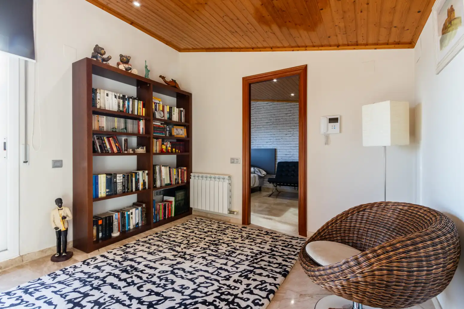 Sala d'estar de Casa o xalet en venda en Matadepera amb Aire condicionat, Calefacció i Jardí privat