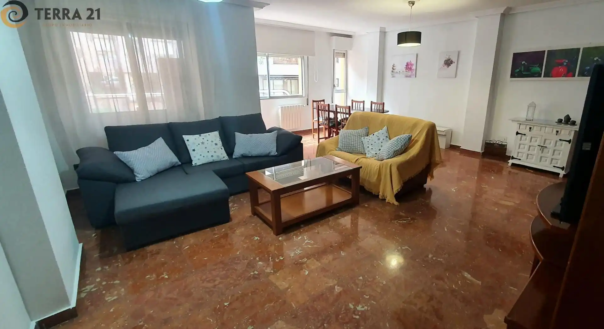 Sala d'estar de Pis de lloguer en Jaén amb Aire condicionat, Calefacció i Moblat