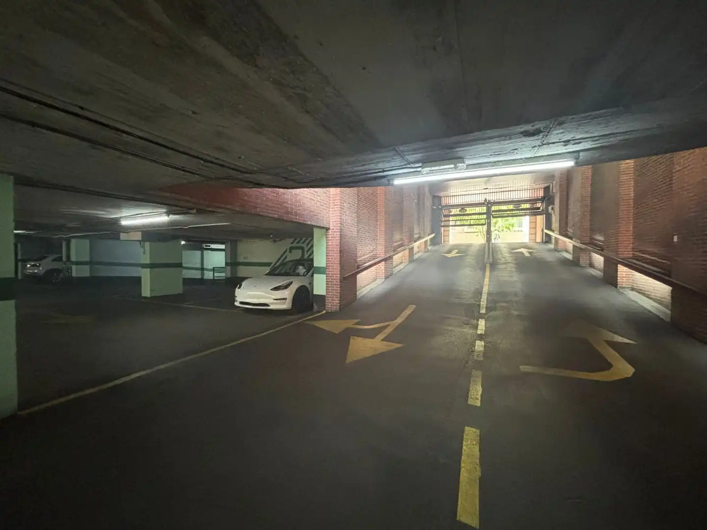 Aparcament de Garatge en venda en Madrid amb Alarma