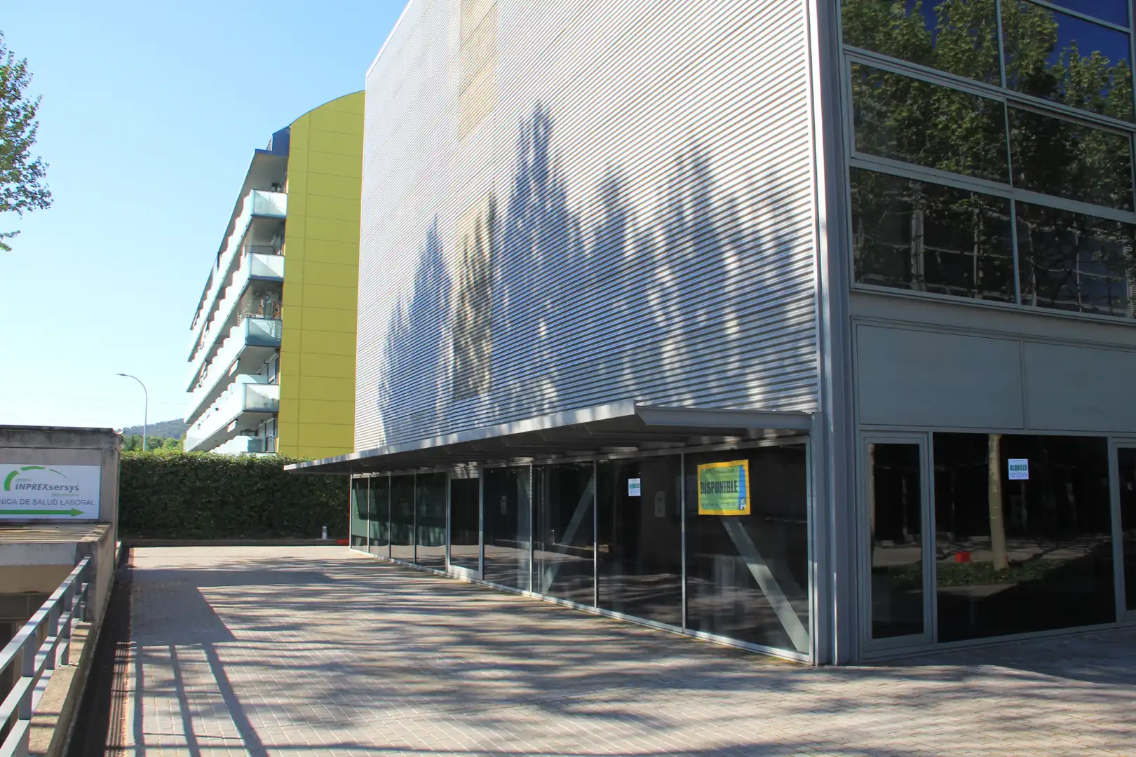 Außenansicht von Büro zur Miete in Alcalá de Henares mit Klimaanlage, Heizung und Internet