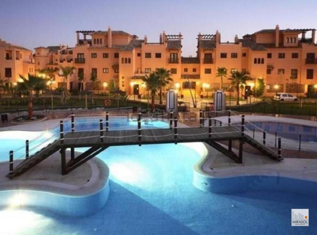 Piscina de Apartament de lloguer en Estepona amb Aire condicionat, Calefacció i Traster