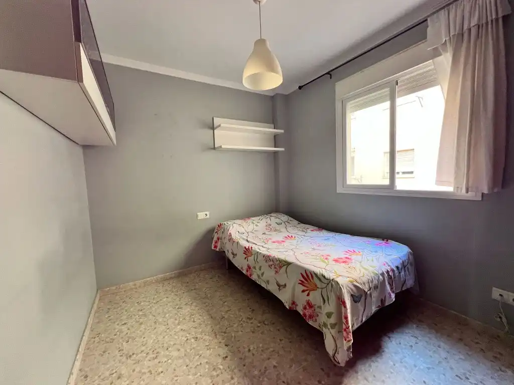 Habitación de Piso en venta en Vélez-Málaga con Aire acondicionado y Terraza