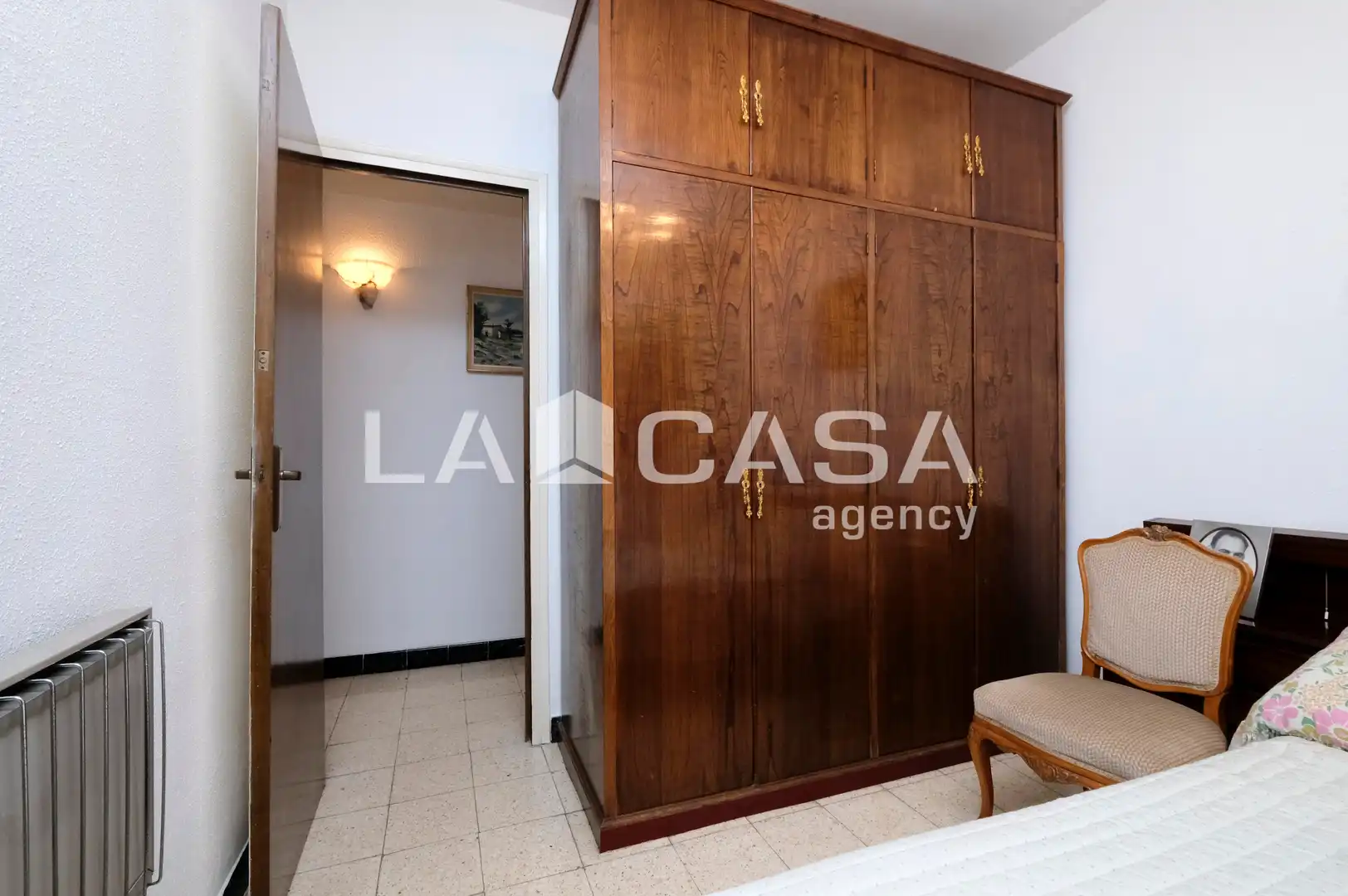 Piso en venta en Barcelona con Calefacción y Balcón
