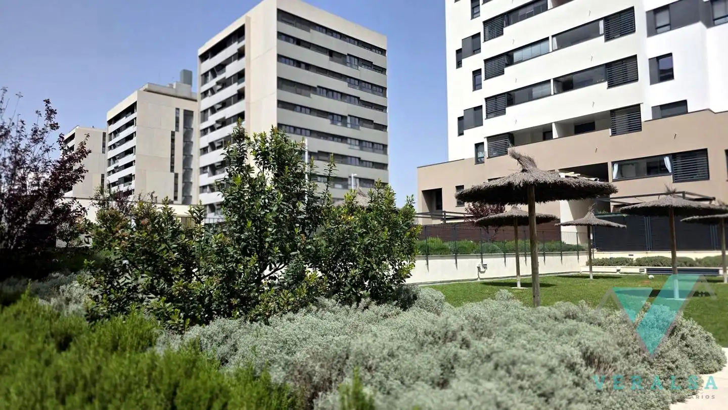 Vista exterior de Piso en venta en Madrid con Aire acondicionado, Calefacción y Terraza