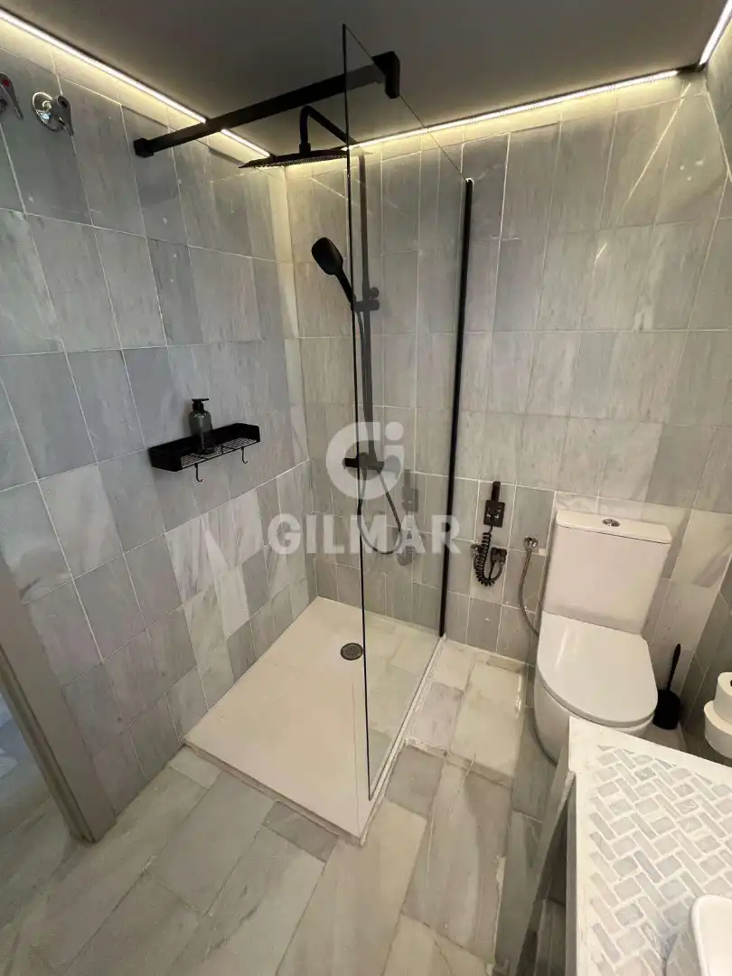 Badezimmer von Wohnung zur Miete in El Puerto de Santa María mit Klimaanlage, Heizung und Terrasse