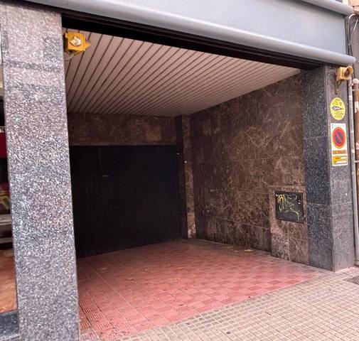 Garaje en Venta en Plaça dels Patins