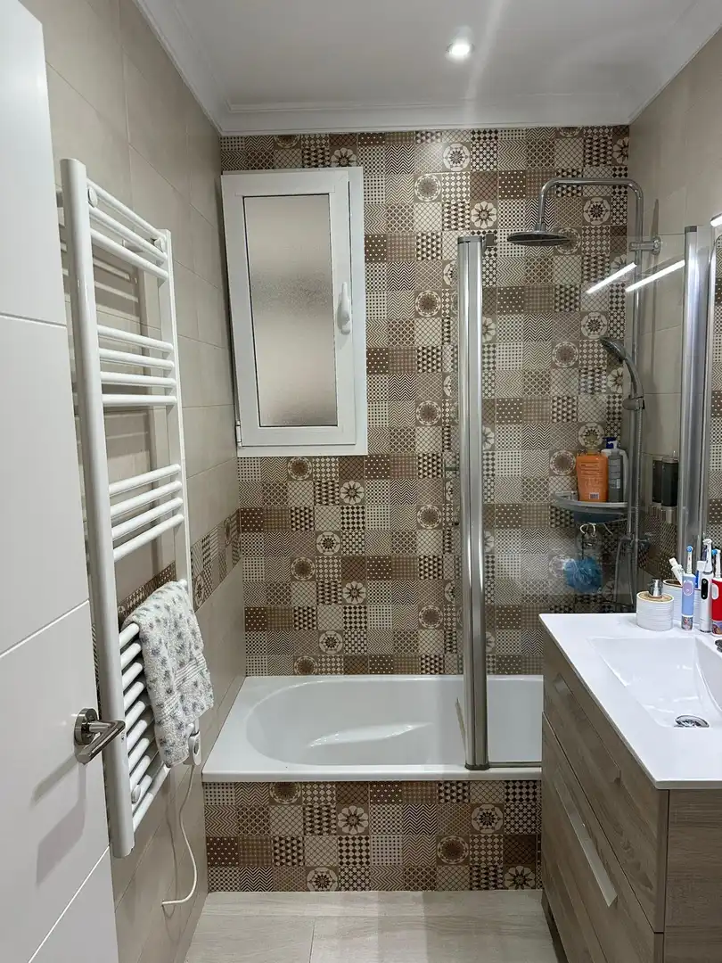 Baño de Piso en venta en Marbella con Aire acondicionado, Calefacción y Terraza