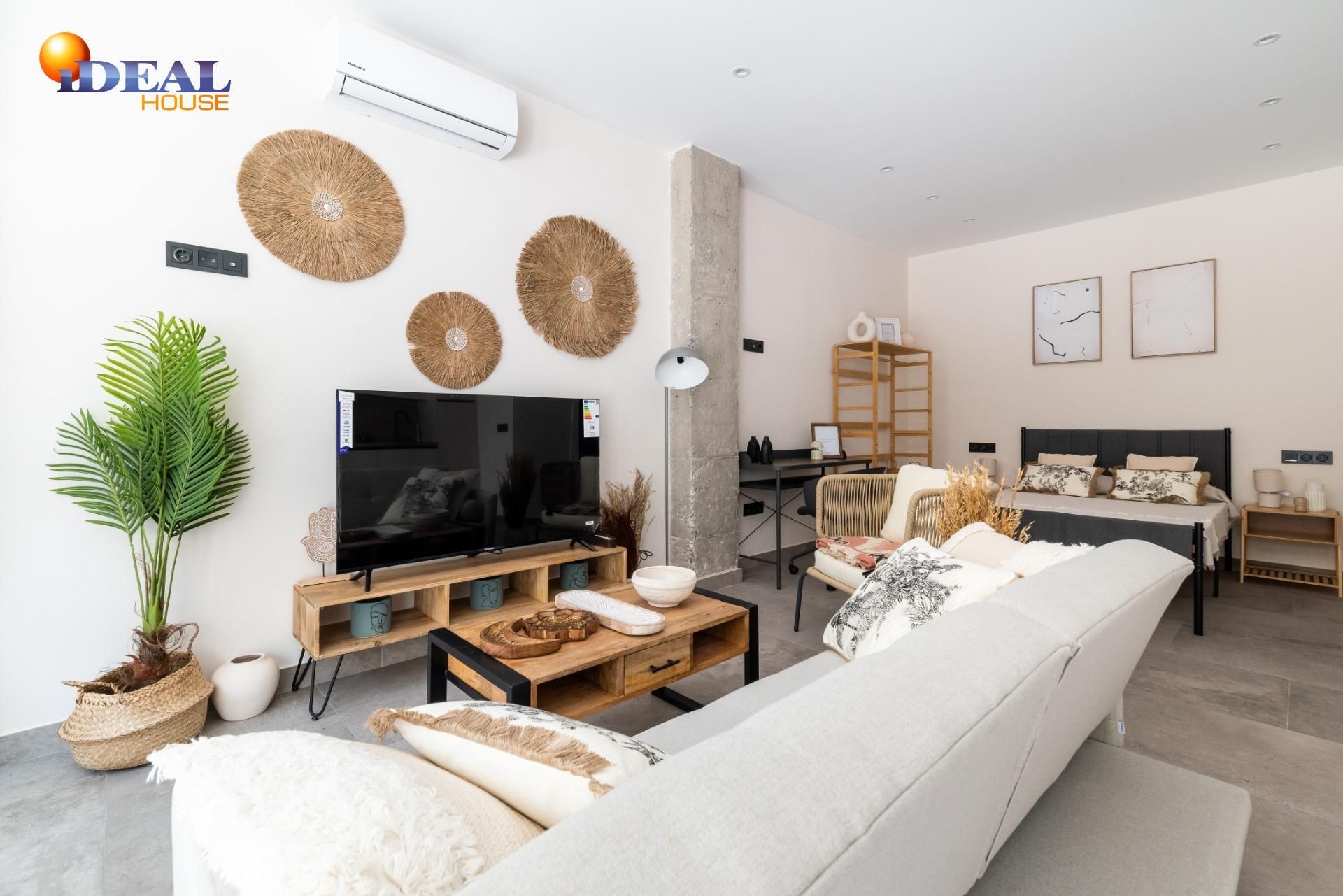 Sala de estar de Loft en venta en  Granada Capital con Aire acondicionado y Calefacción