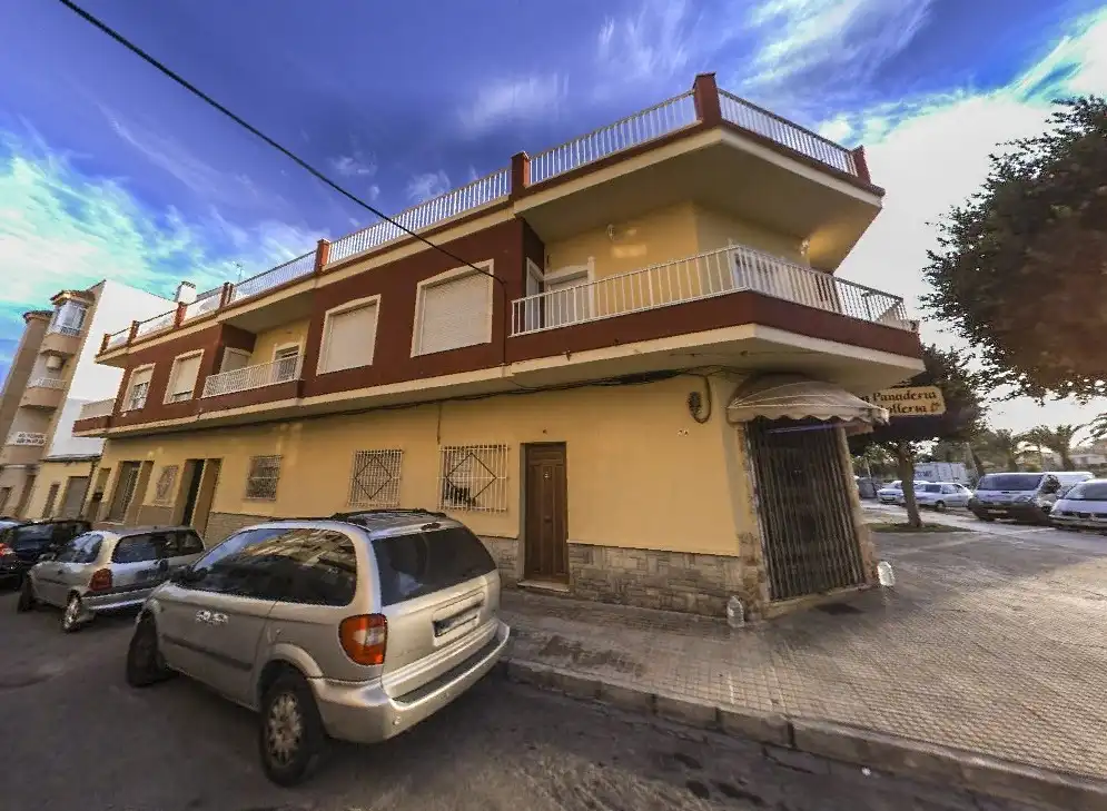 Außenansicht von Wohnung zum Verkauf in Elche / Elx