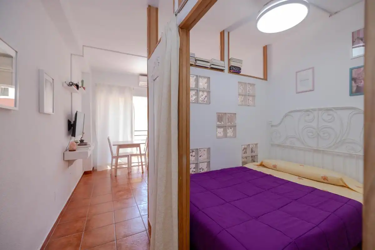 Habitación de Estudio en venta en Torremolinos con Aire acondicionado, Calefacción y Terraza