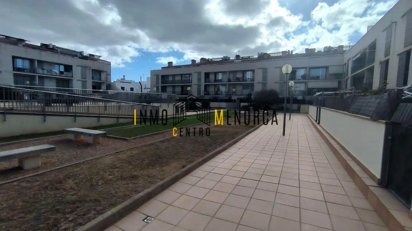 Vista exterior de Piso en venta en Ciutadella de Menorca con Aire acondicionado, Calefacción y Terraza