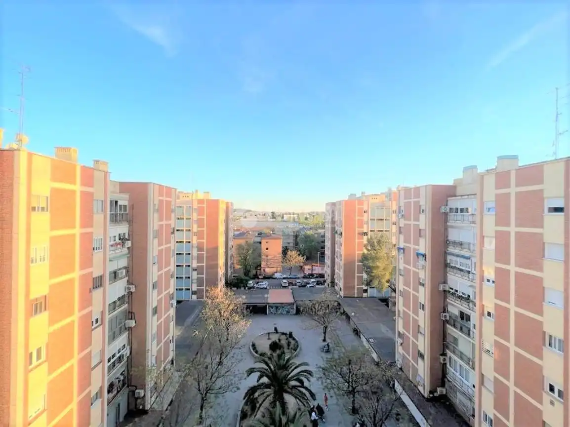 Vista exterior de Piso en venta en Madrid con Aire acondicionado y Calefacción