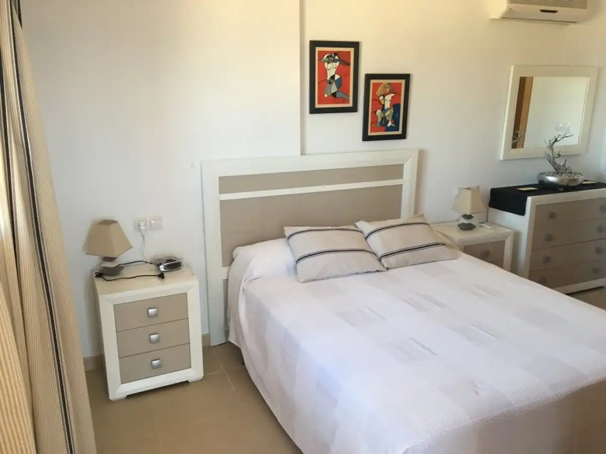 Schlafzimmer von Wohnung zum Verkauf in Cartagena mit Klimaanlage, Terrasse und Gemeinschaftspool