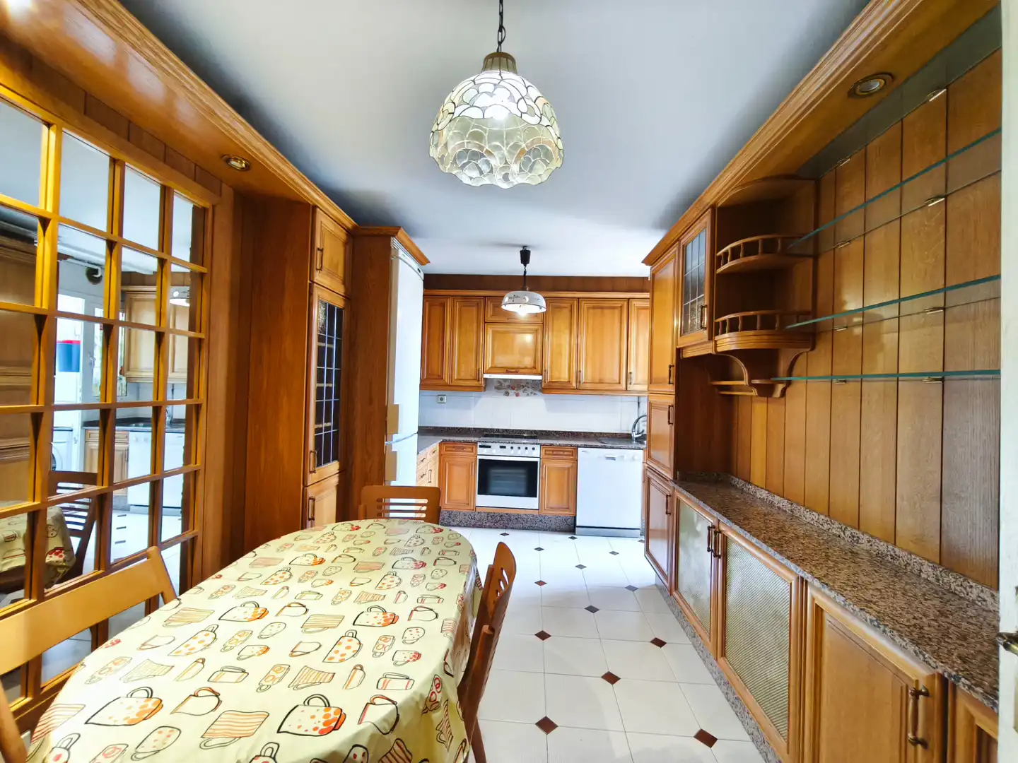 Kitchen of Flat for rent in Santiago de Compostela   with Heating and Furnished
