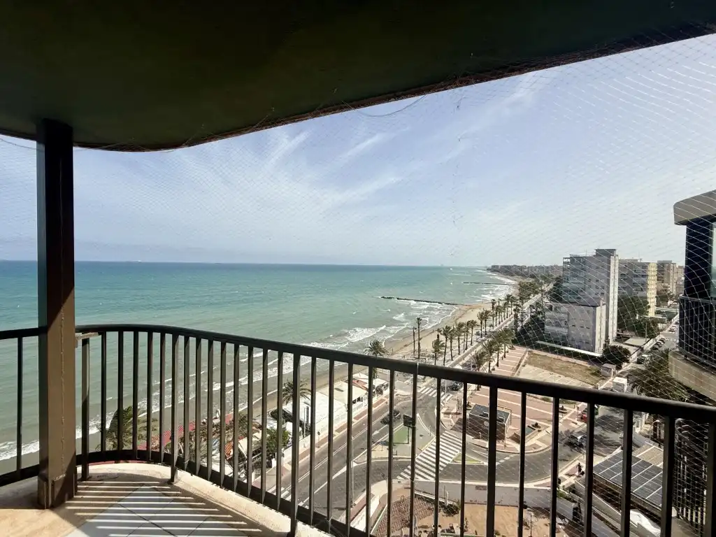 Apartament de lloguer a Avenida Ferrandis Salvador, Heliópolis