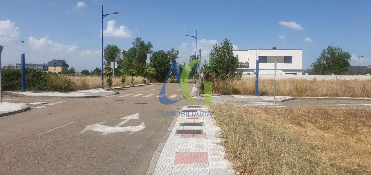Terreni e lotti in vendita a Villaquilambre, imagen 5