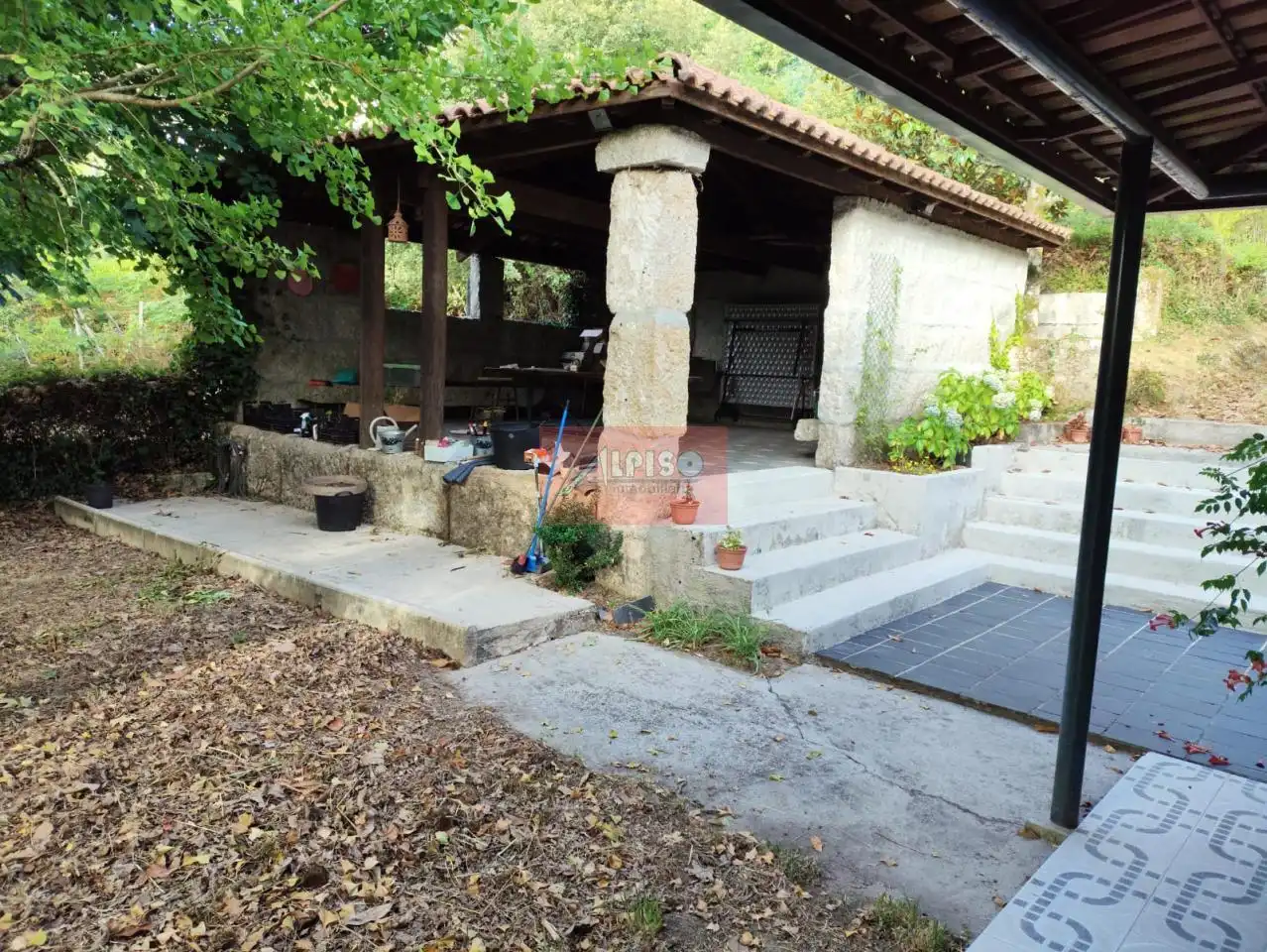Terrassa de Casa o xalet en venda en Punxín amb Calefacció i Jardí privat