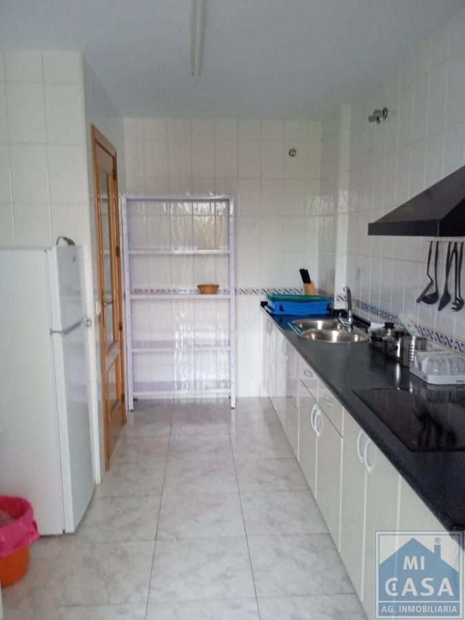 Kitchen of Flat to rent in Mérida  with Terrace, Storage room and Furnished