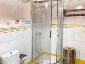 Bathroom of Houses for rent in Gáldar  with Private garden, Terrace and Furnished