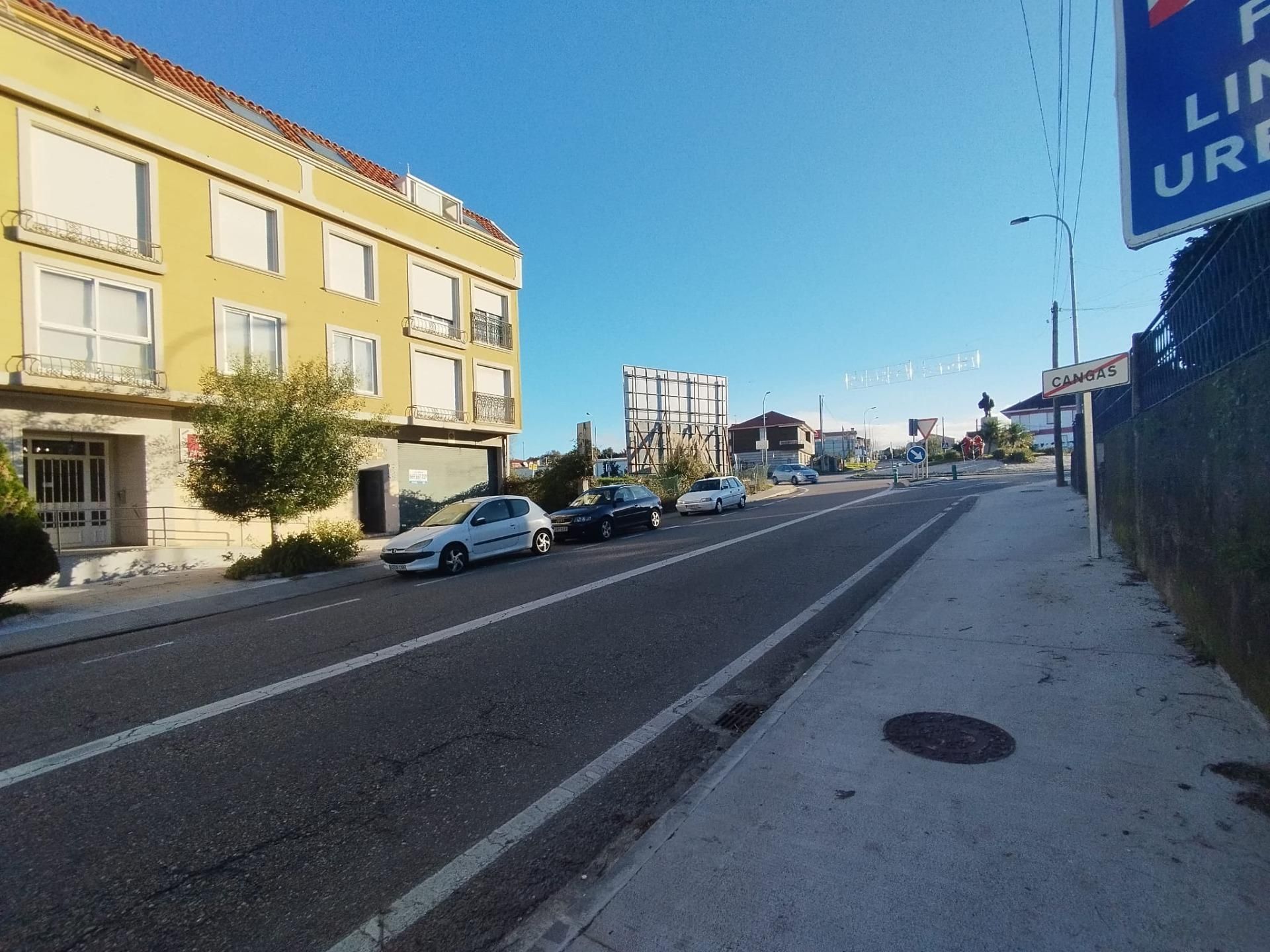 Local en venda a Avenida Avenida José María Castroviejo, 13, Coiro