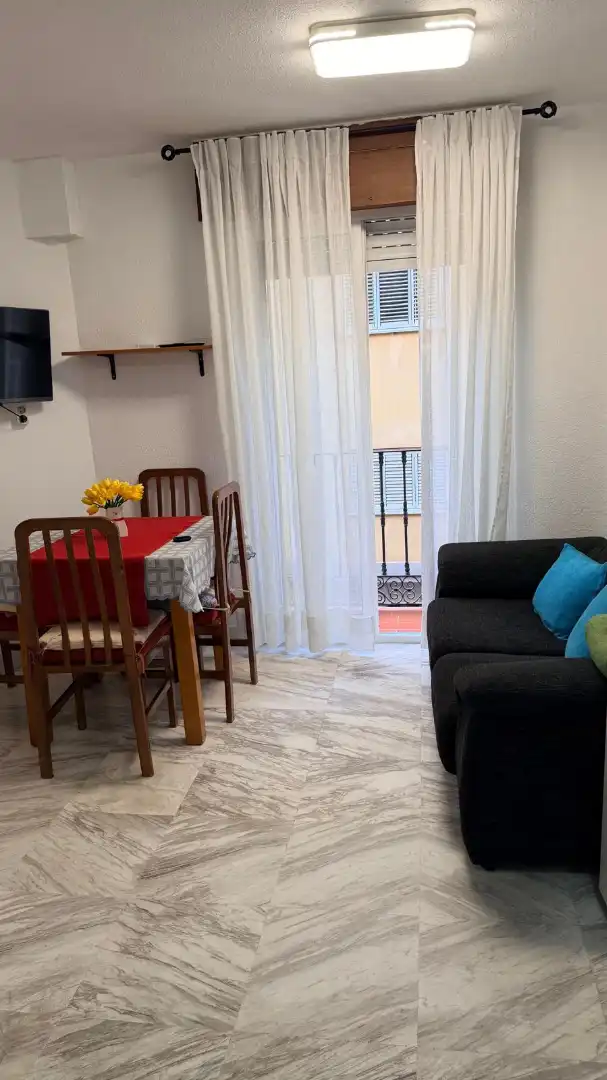 Flat for rent in Calle Conde Cifuentes, 17, Fígares