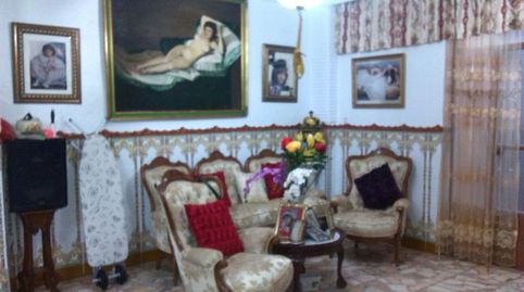 Foto 2 de Casa adosada en venta en Calle Nueva, Brenes, Sevilla