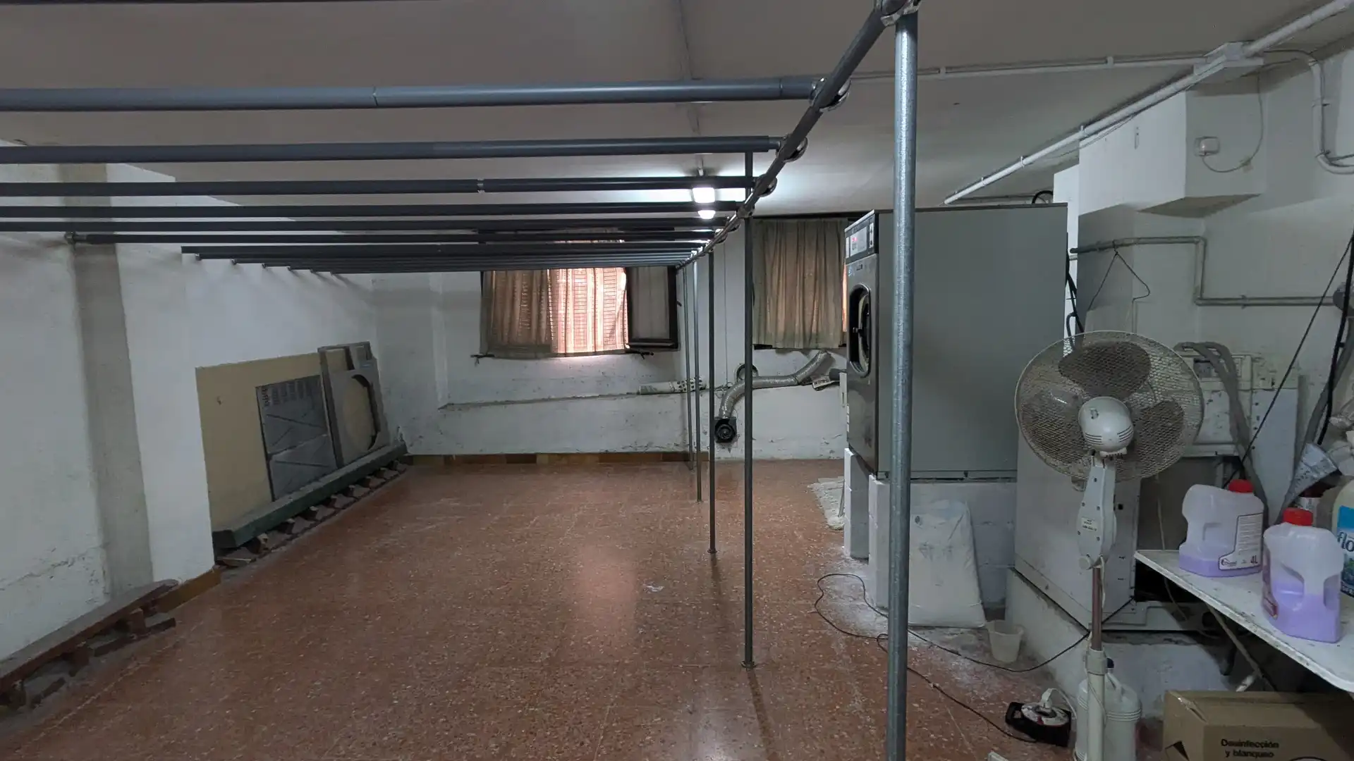 Local comercial en venda a Centre, imagen 8
