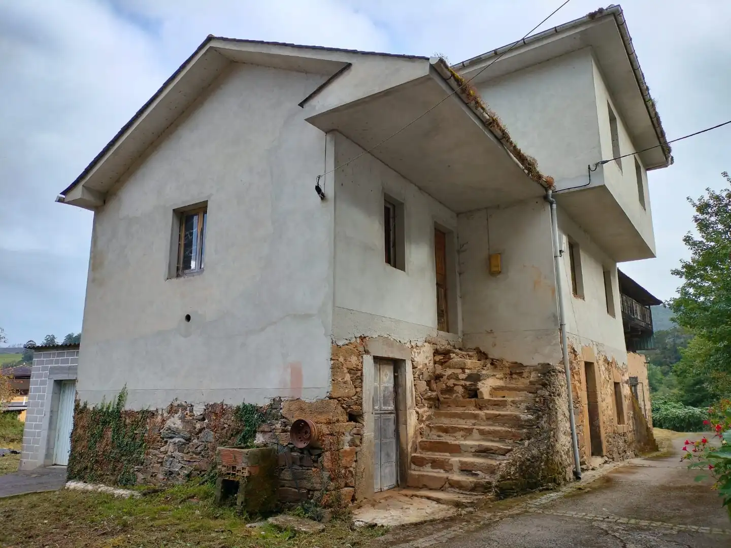 Vista exterior de Casa o xalet en venda en Valdés - Luarca