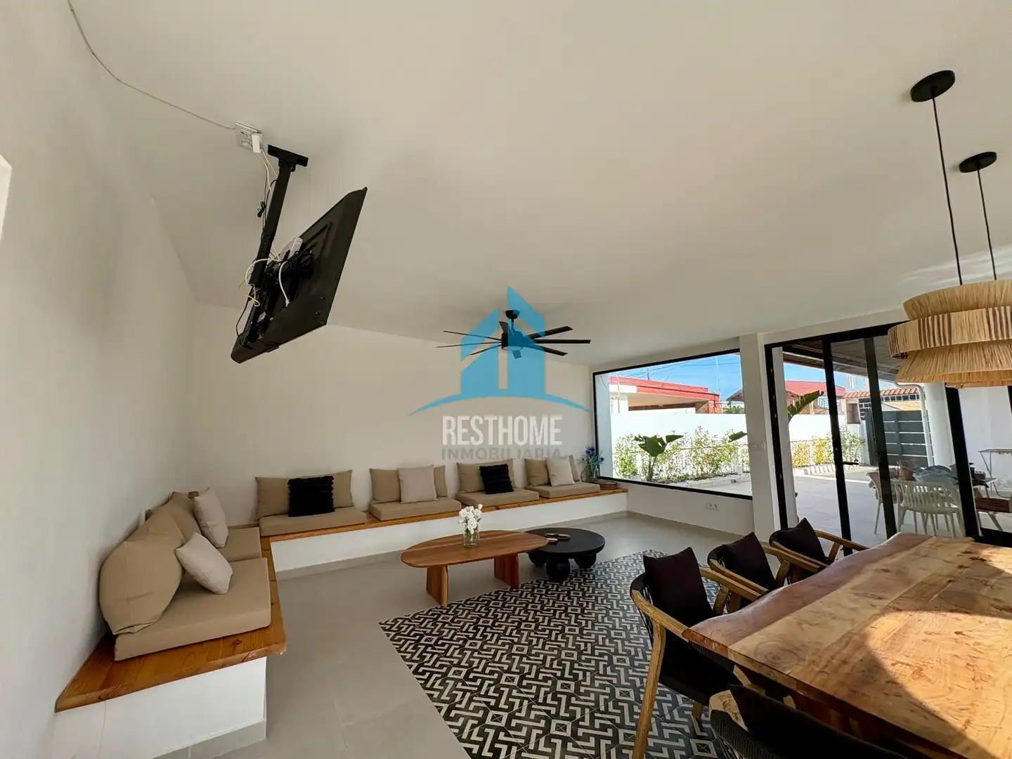 Chalet con piscina en venta en El Marenyet, imagen 2