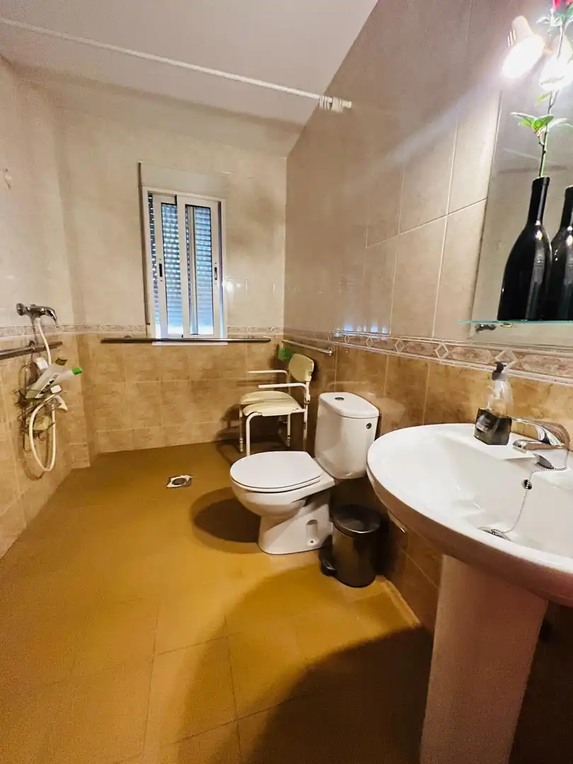 Bany de Casa o xalet en venda en Úbeda amb Terrassa