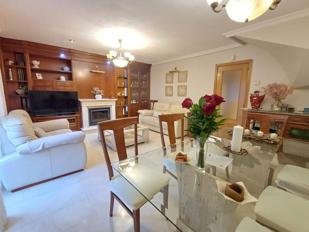 Sala d'estar de Casa adosada en venda en Getafe amb Aire condicionat, Calefacció i Jardí privat