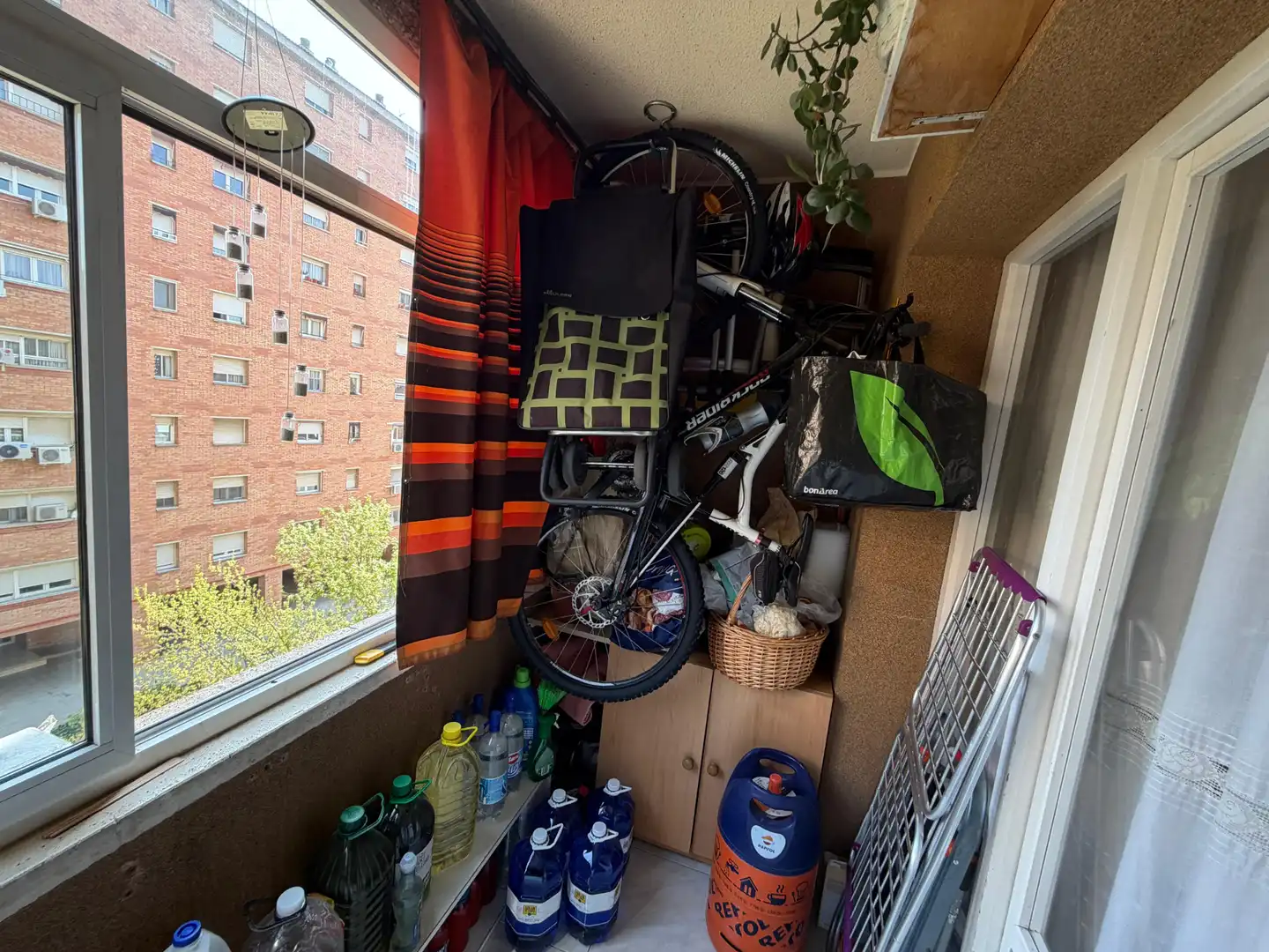 Terraza de Piso en venta en Lleida con Calefacción, Amueblado y Horno