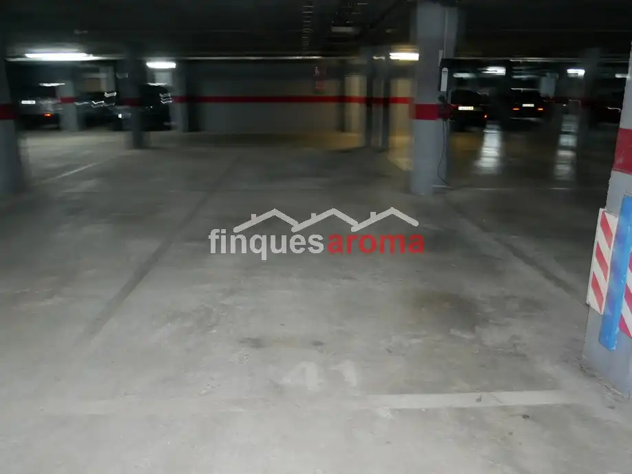 Individuale con ascensore in vendita a Passeig de l'Estació 24A