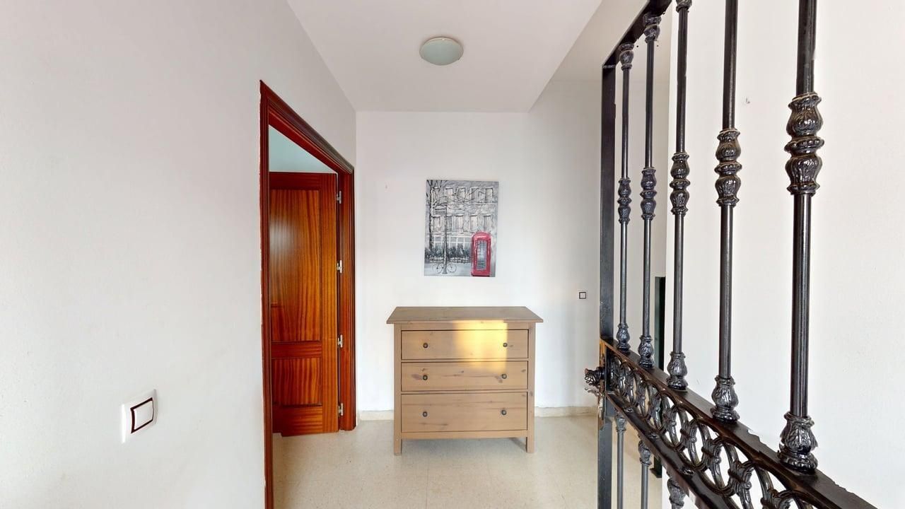 Single-family semi-detached for sale in Guillena  with Air Conditioner