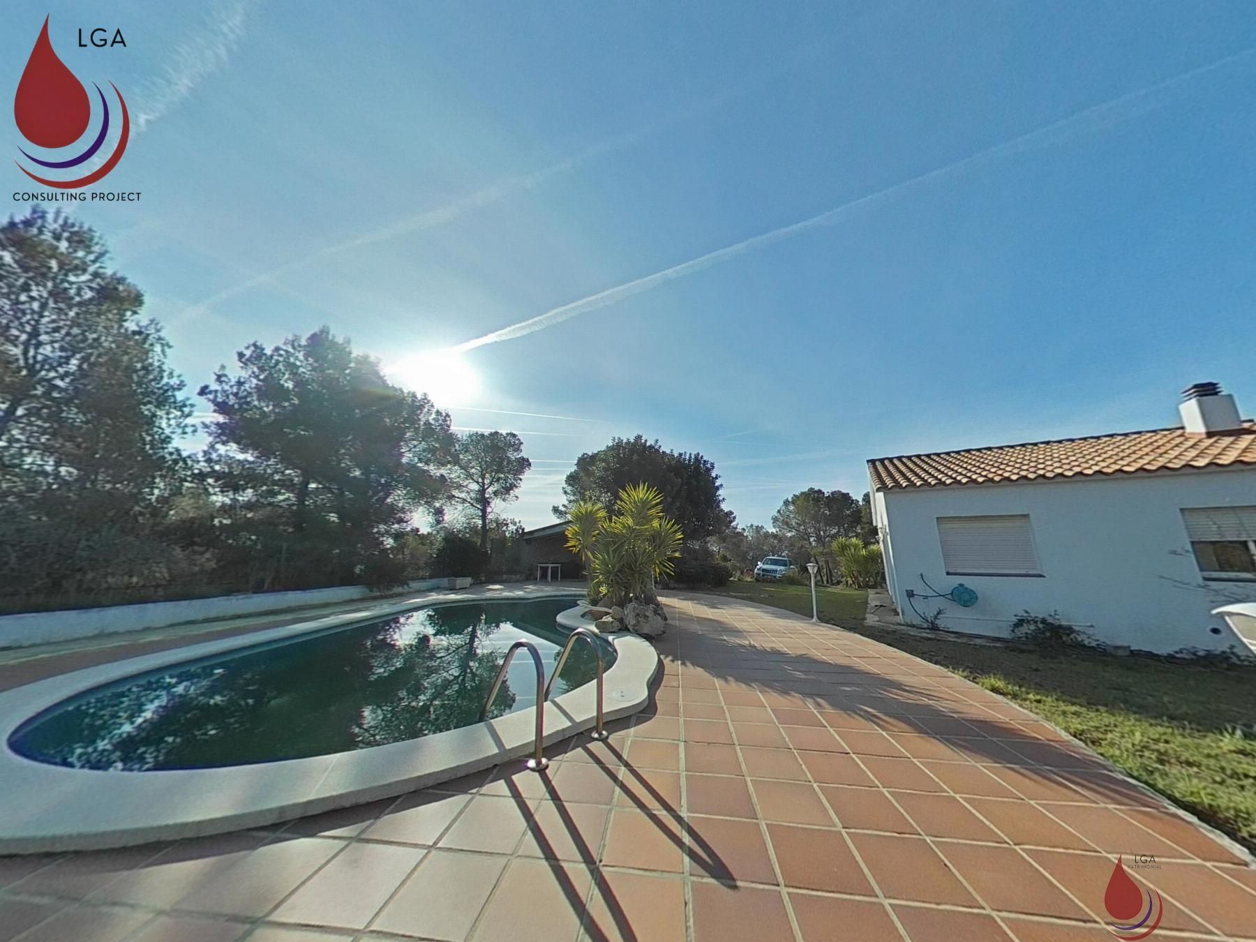 Piscina de Casa o xalet en venda en El Vendrell amb Calefacció, Traster i Piscina