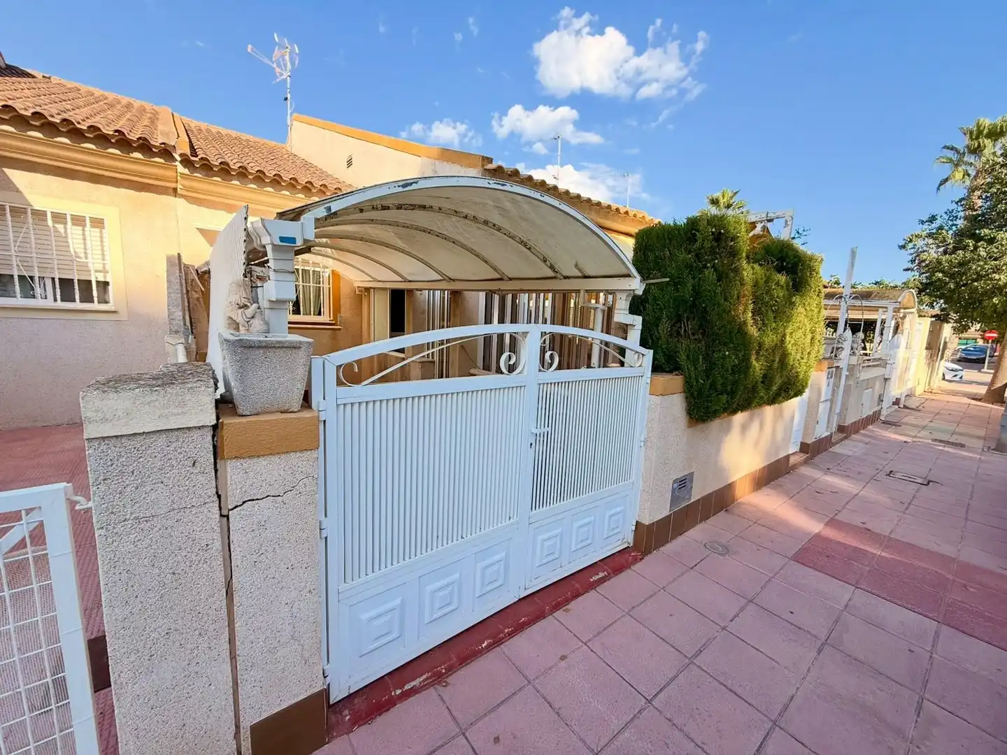 Casa a schiera con terrazza in vendita a Centro
