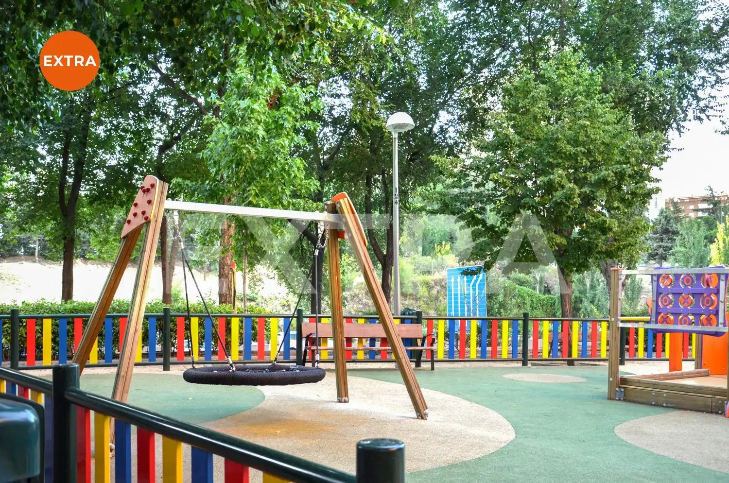 Jardí de Pis en venda en Madrid amb Calefacció, Parquet i Piscina comunitària
