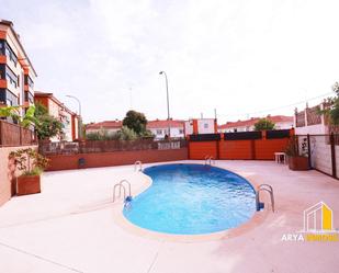 Piscina de Pis de lloguer en Torrejón de Ardoz amb Aire condicionat