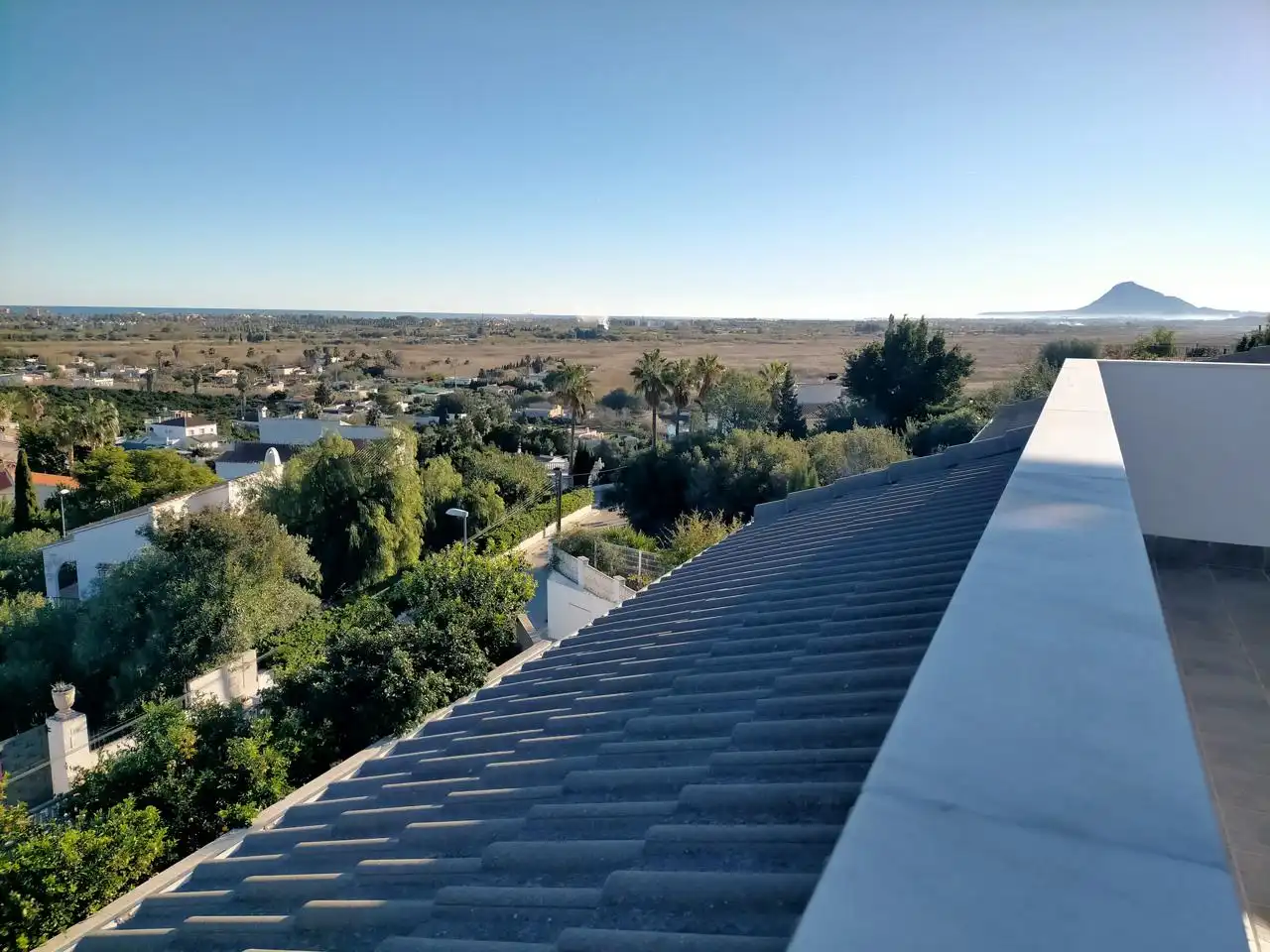 Vista exterior de Casa o chalet en venta en Oliva con Aire acondicionado, Jardín privado y Terraza