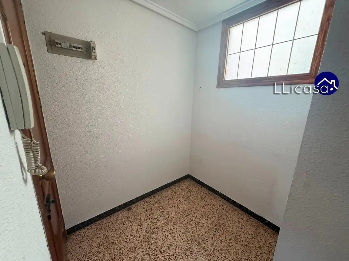 Schlafzimmer von Wohnung zum Verkauf in Benaguasil mit Klimaanlage, Terrasse und Möbliert